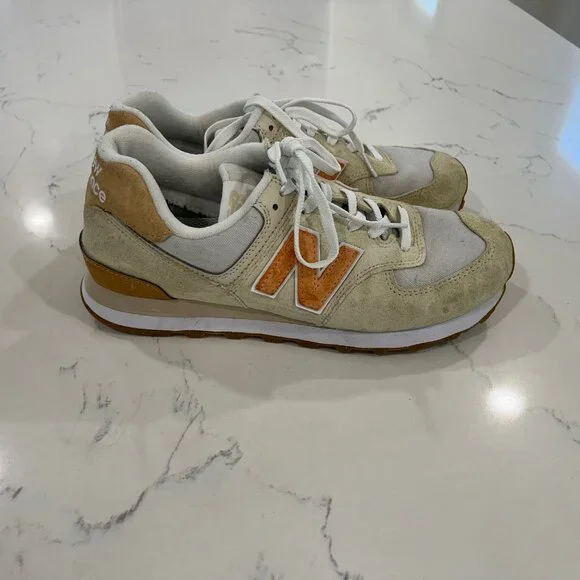 New Balance 574 Women's Tennis shoes size 9 Beige - Picture 3 of 8